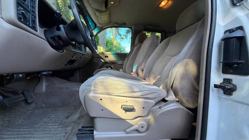 2003 Chevrolet Silverado 2500HD LS