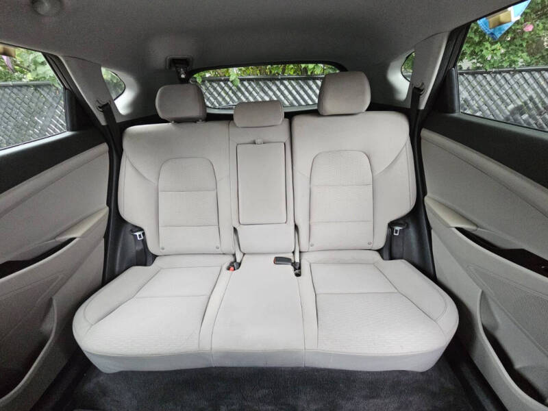 2020 Hyundai Tucson SE