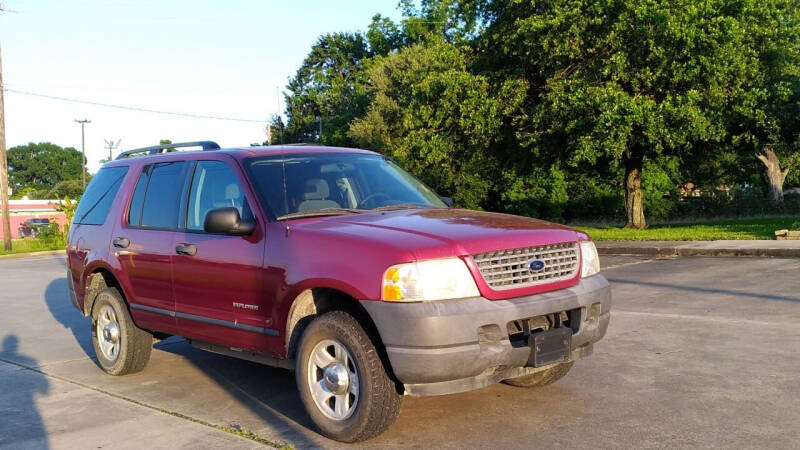 2004 Ford Explorer for sale at Loco Motors in La Porte TX