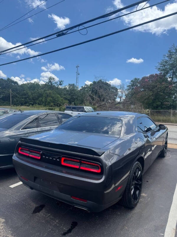 2017 Dodge Challenger SXT