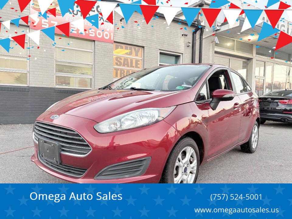 2015 Ford Fiesta SE's photo