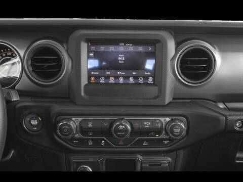 2022 Jeep Gladiator Altitude