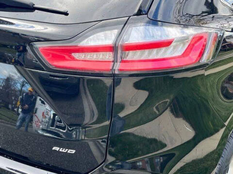2023 Ford Edge Titanium