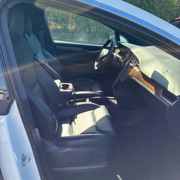 2021 Tesla Model X Long Range Plus