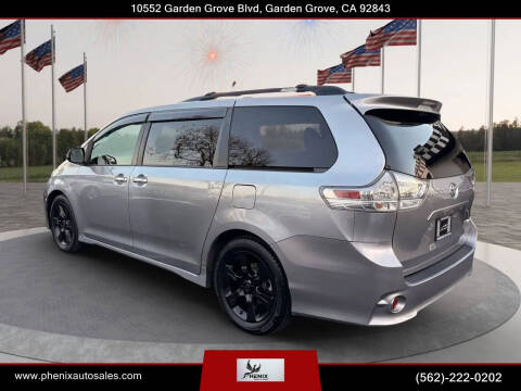 2015 Toyota Sienna