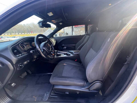 2016 Dodge Challenger SXT