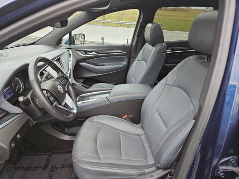 2022 Buick Enclave Essence