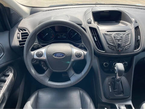 2016 Ford Escape S