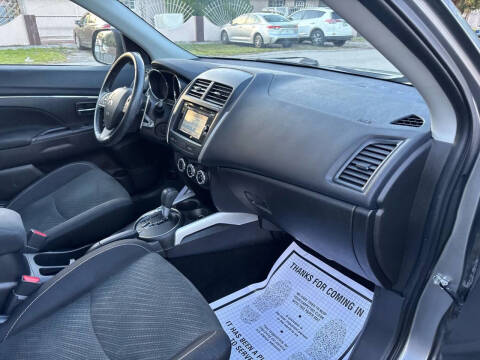 2014 Mitsubishi Outlander Sport SE