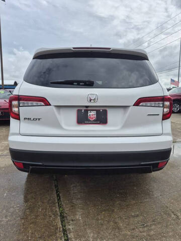 2022 Honda Pilot SE