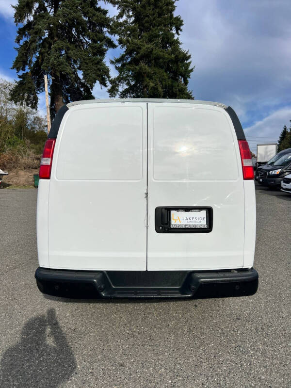 2018 Chevrolet Express 2500