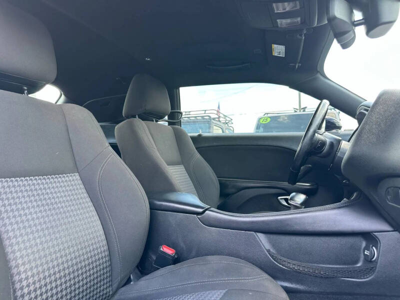 2020 Dodge Challenger SXT