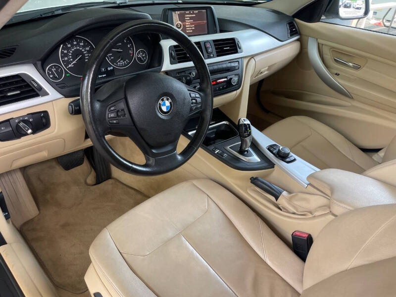 2013 BMW 3 Series 328i xDrive