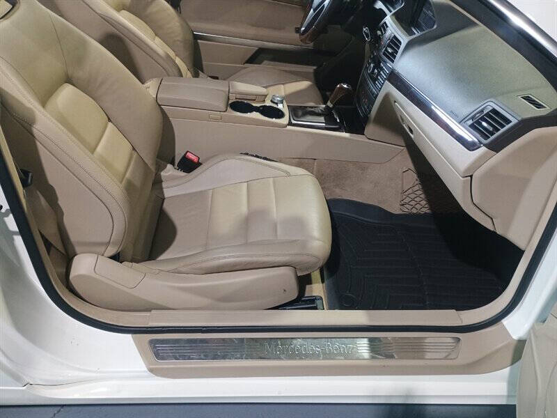 2012 Mercedes-Benz E-Class 72