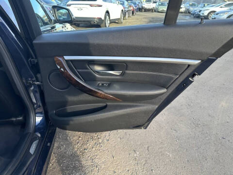 2016 BMW 3 Series 328i xDrive