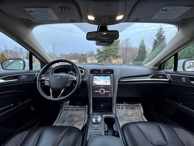 2019 Ford Fusion Hybrid Titanium