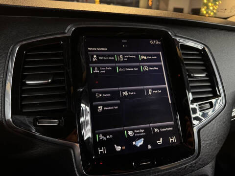 2018 Volvo XC90 T6 Momentum