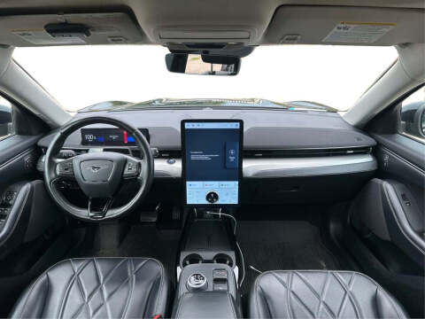 2021 Ford Mustang Mach-E California Route 1