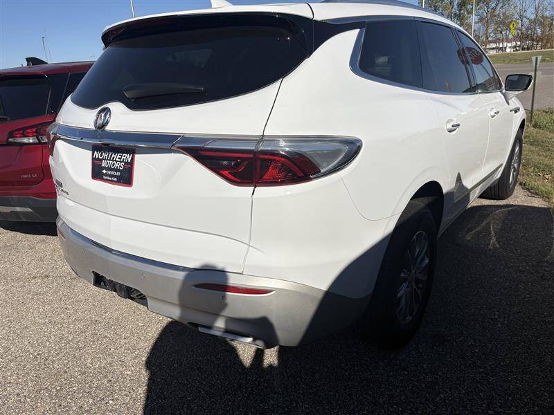 2023 Buick Enclave Essence
