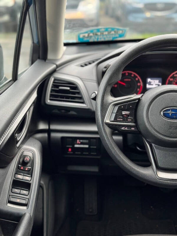 2017 Subaru Impreza 2.0i