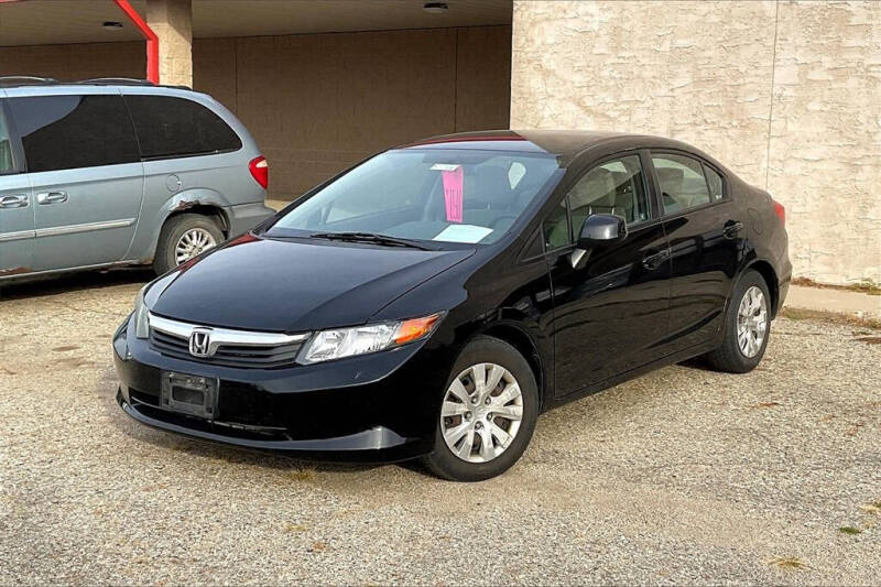 Used 2012 Honda Civic LX with VIN 19XFB2F58CE095891 for sale in Montevideo, Minnesota