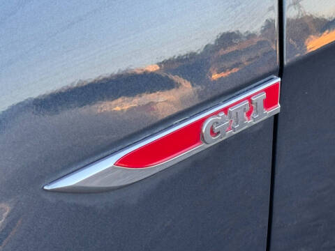 2018 Volkswagen Golf GTI SE