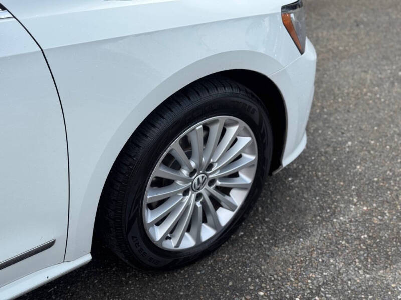 2016 Volkswagen Passat