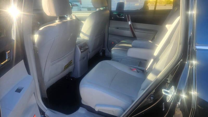 2012 Toyota Highlander Hybrid Limited