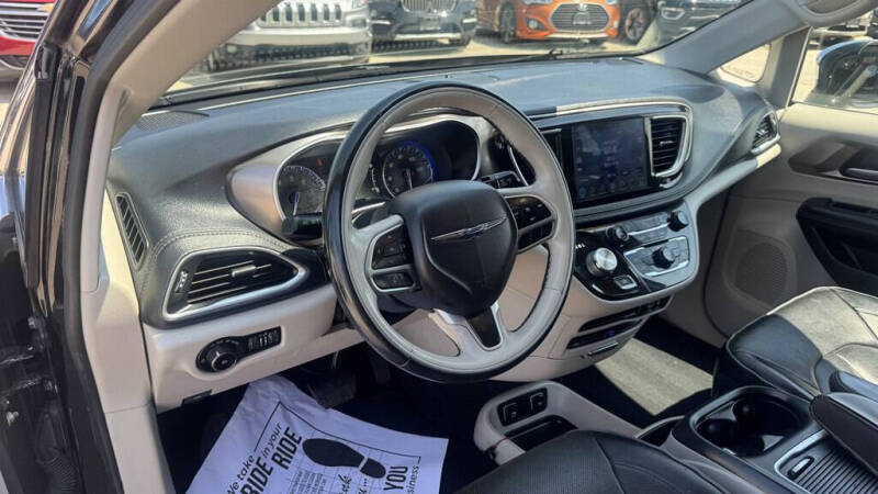 2017 Chrysler Pacifica Limited