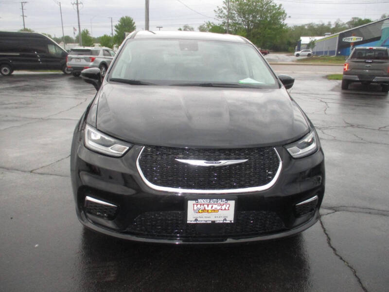 2023 Chrysler Pacifica Touring L