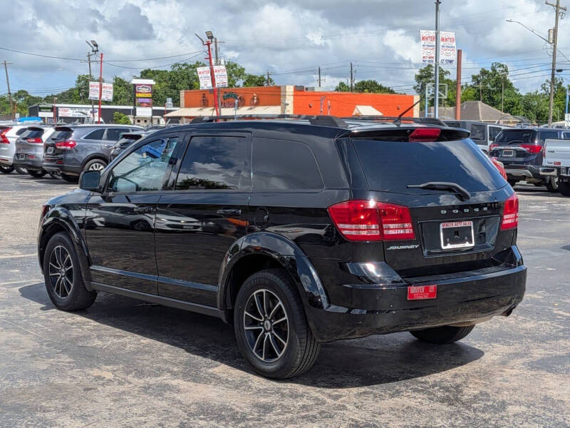 2018 Dodge Journey SE
