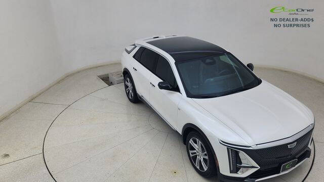 2024 Cadillac LYRIQ Tech