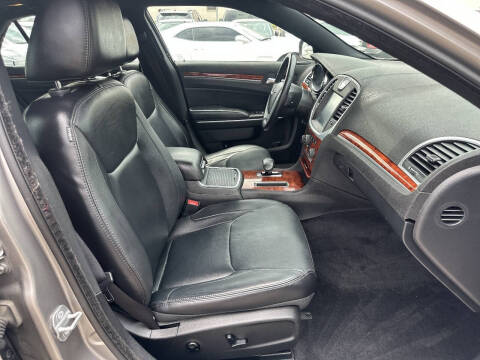 2014 Chrysler 300