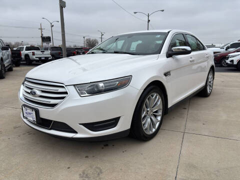 2015 Ford Taurus Limited