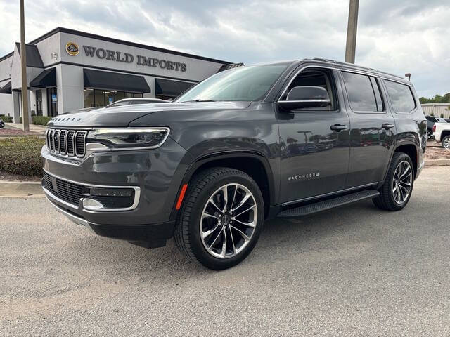 2022 Jeep Wagoneer 4