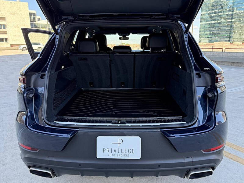 2024 Porsche Cayenne