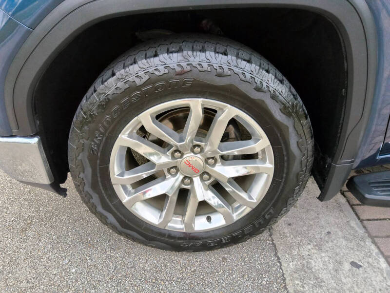 2021 GMC Sierra 1500 SLT