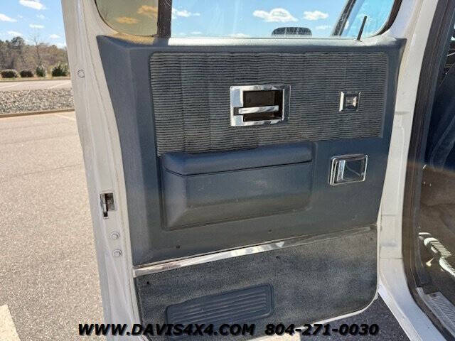 1989 Chevrolet Suburban V10