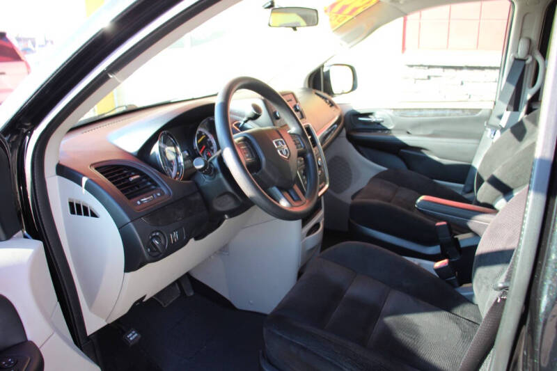 2014 Dodge Grand Caravan SE 30th Anniversary