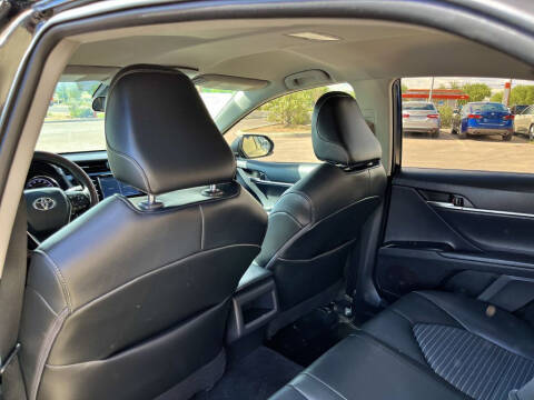 2020 Toyota Camry SE