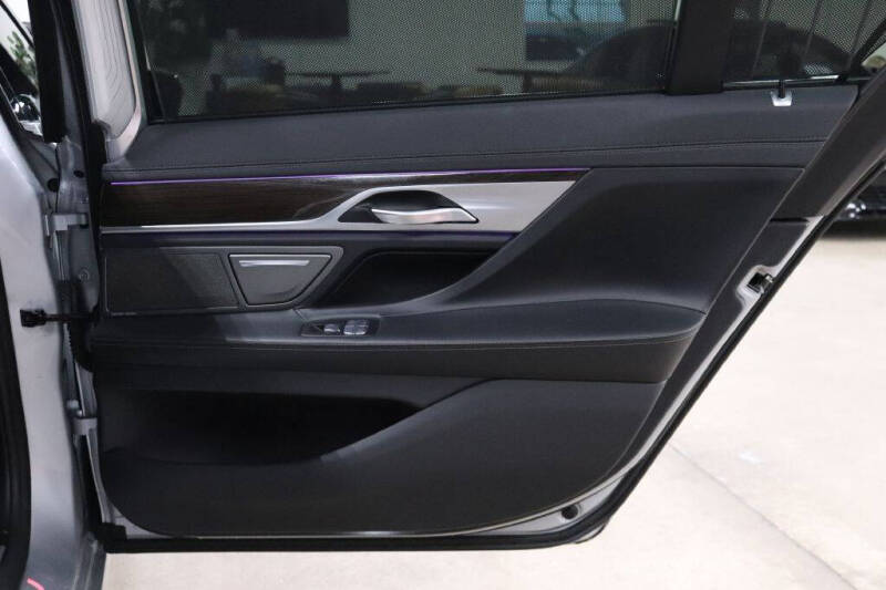 2020 BMW 7 Series 740i