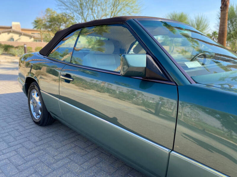 1994 Mercedes-Benz E-Class E 320