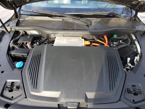 2019 Audi e-tron quattro Prestige