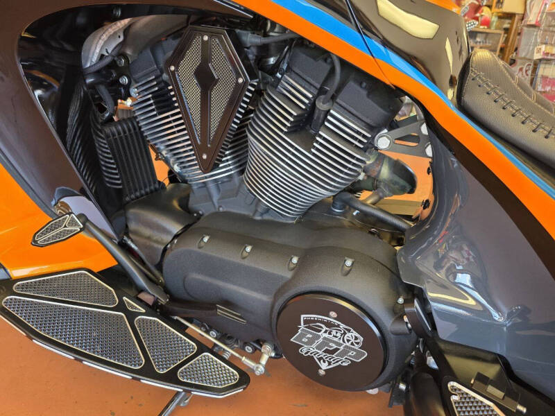2013 Victory Vision