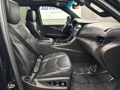 2017 Cadillac Escalade Platinum