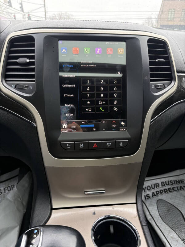 Image of 2014 Jeep Grand Cherokee Overland