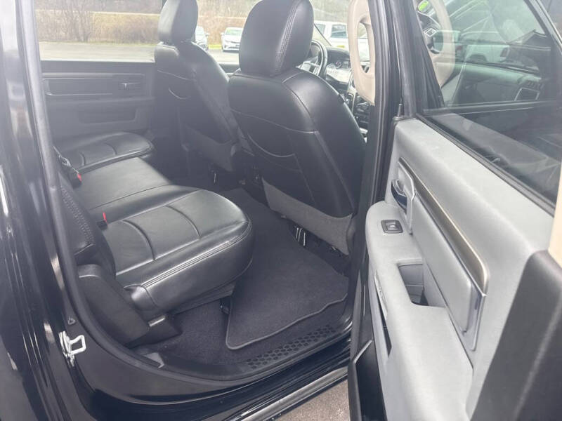 2019 RAM 1500 Classic SLT