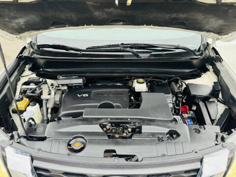 2017 Nissan Pathfinder