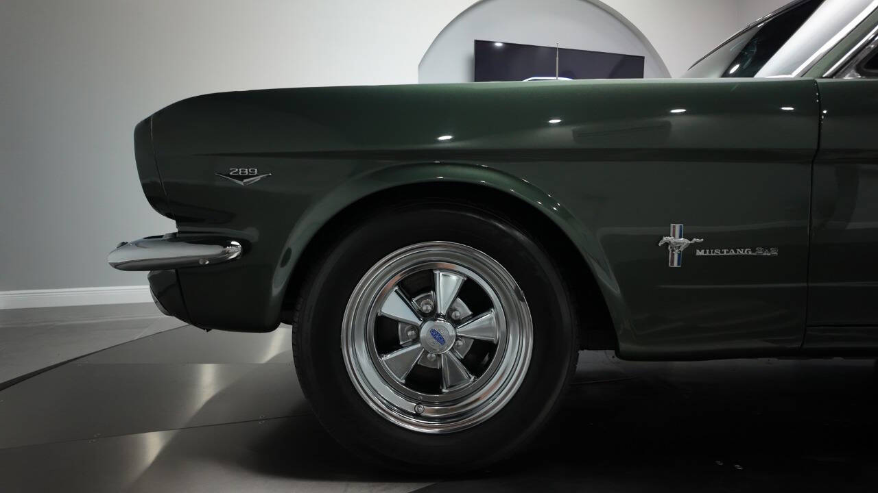 1965 Ford Mustang 16
