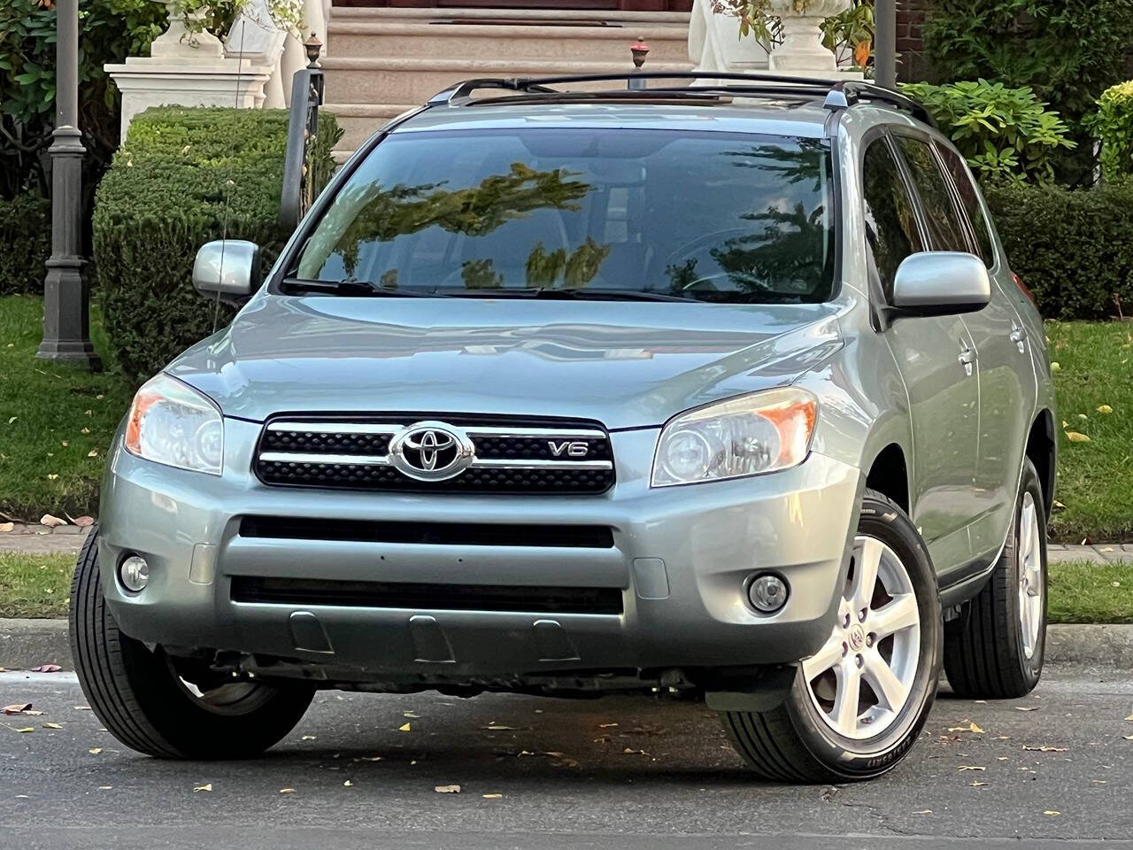 2008 Toyota RAV4 for sale at VLD HOLDING INC. in Brooklyn, NY